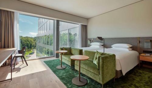 Deluxe Twin Room with Park View