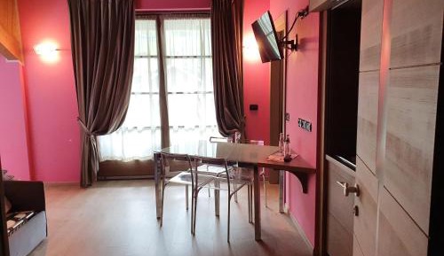 Suite (6 Adults)