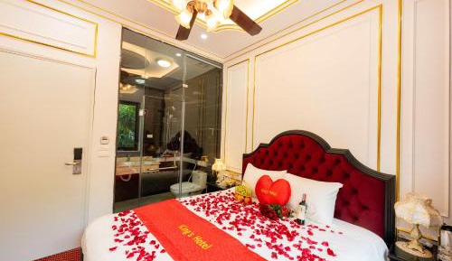 Standard King Room