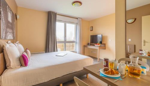 Double or Twin Studio