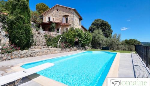 Seven-Bedroom House