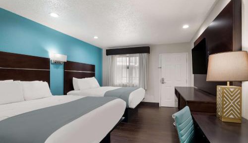 Queen Room with Two Queen Beds