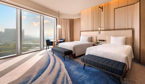 Epic Twin Suite
