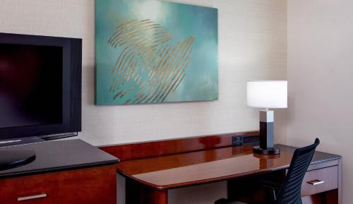 King Studio with Sofa Bed