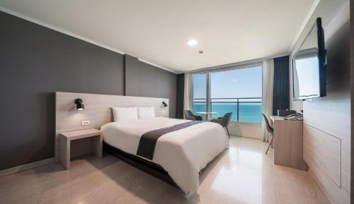 Standard Double Room with Sea View