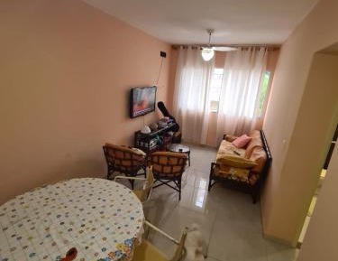 Apartment with Shower