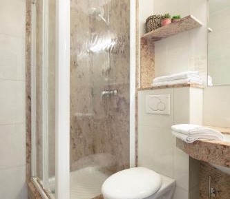 Twin Room - City Side