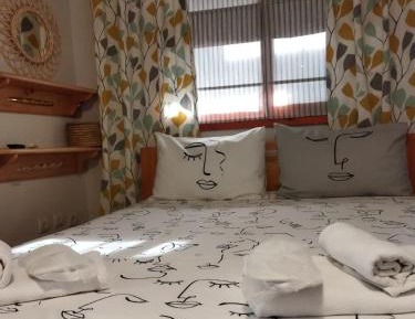 Double or Twin Room with Shared Bathroom