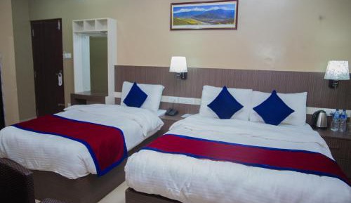 Deluxe Family Room