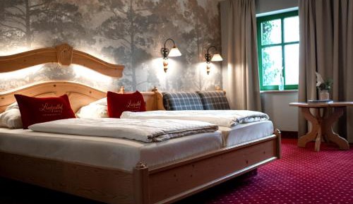 Double Room - Category III