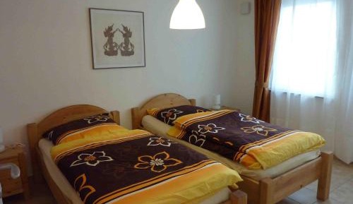 Apartment (4 Adults)