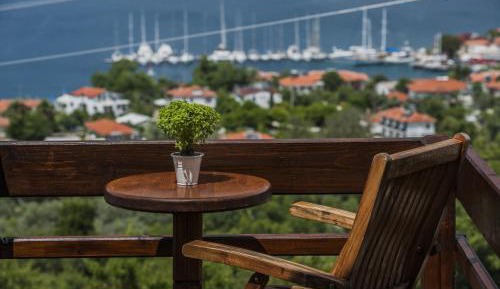 Deluxe Suite with Sea View