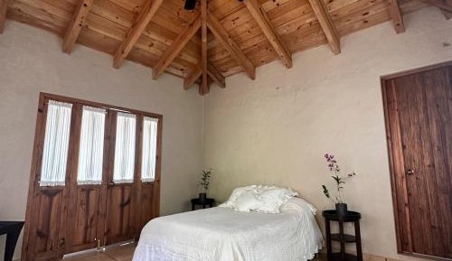 Double or Twin Room with Mountain View
