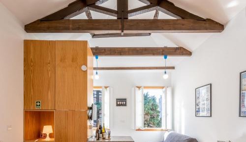 Studio with City View - Second Floor