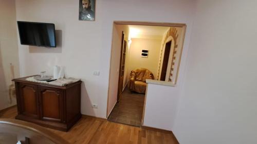 Queen Room with Balcony