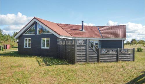 Four-Bedroom Holiday Home