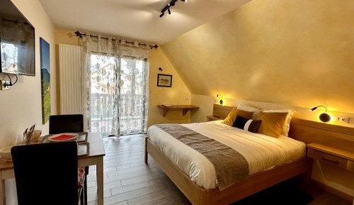 Queen Room with Balcony