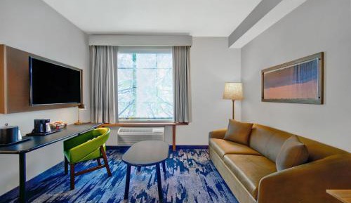 King, Suite with 1 King, Sofa bed