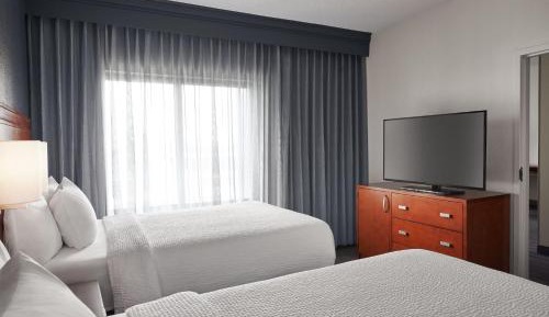One-Bedroom Suite with Two Double Beds and Sofa Bed