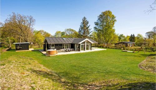 Six-Bedroom Holiday Home