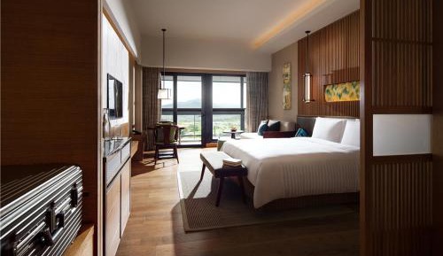 King Room with Garden View