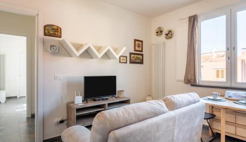 Superior One-Bedroom Apartment with Balcony