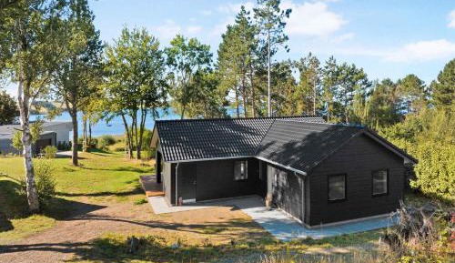 Four-Bedroom Vacation Home
