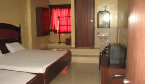 Four Bedroom with Fan