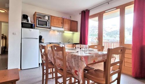 Apartment (8 Adults)