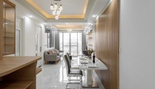 Apartment with Pool View 