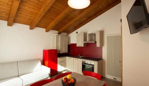 Apartment with Garden View