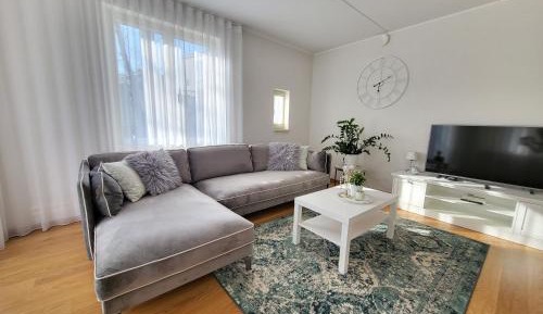 Apartment with Garden View