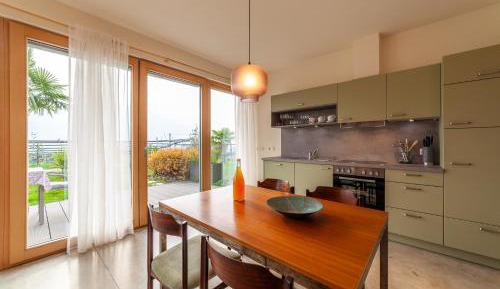 Superior One-Bedroom Apartment