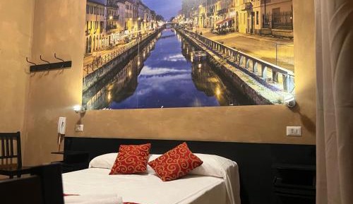 Double or Twin Room with Shared Bathroom