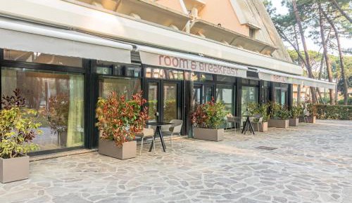 Double or Twin Room with Private Bathroom