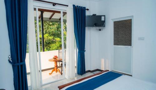 Double Room with Mountain View