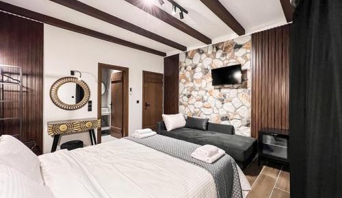 Triple Room with Meteora View