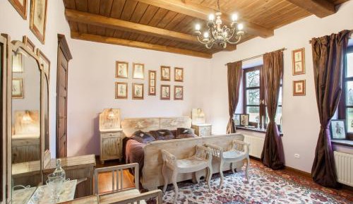 Deluxe Family Suite