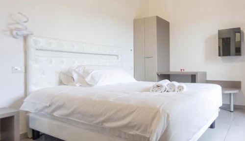 Single Room with Private Bathroom