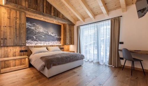 Double Room with Mountain View