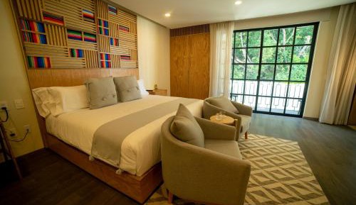 Suite with Spa Bath