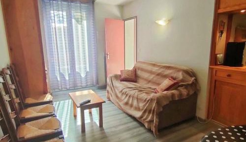 Apartment (6 Adults)