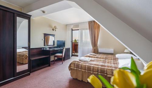 Twin Room with Balcony