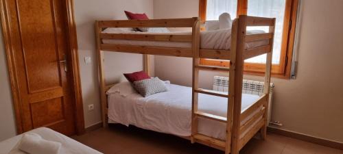 Quadruple Room with Mountain View