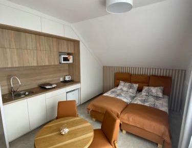 One-Bedroom Apartment with Balcony