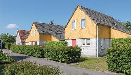 Four-Bedroom Holiday Home