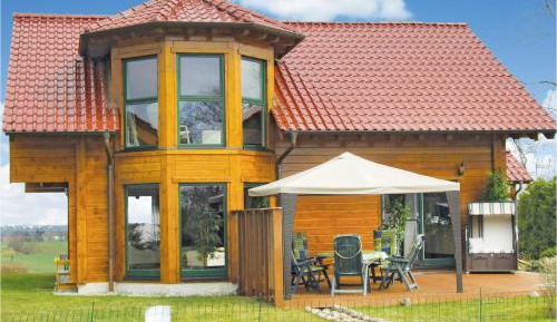 Three-Bedroom Holiday Home 