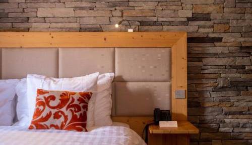 Junior Suite with Balcony 