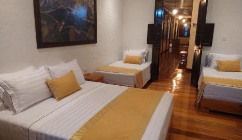 Triple Room with City View