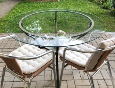 Apartment with Garden View